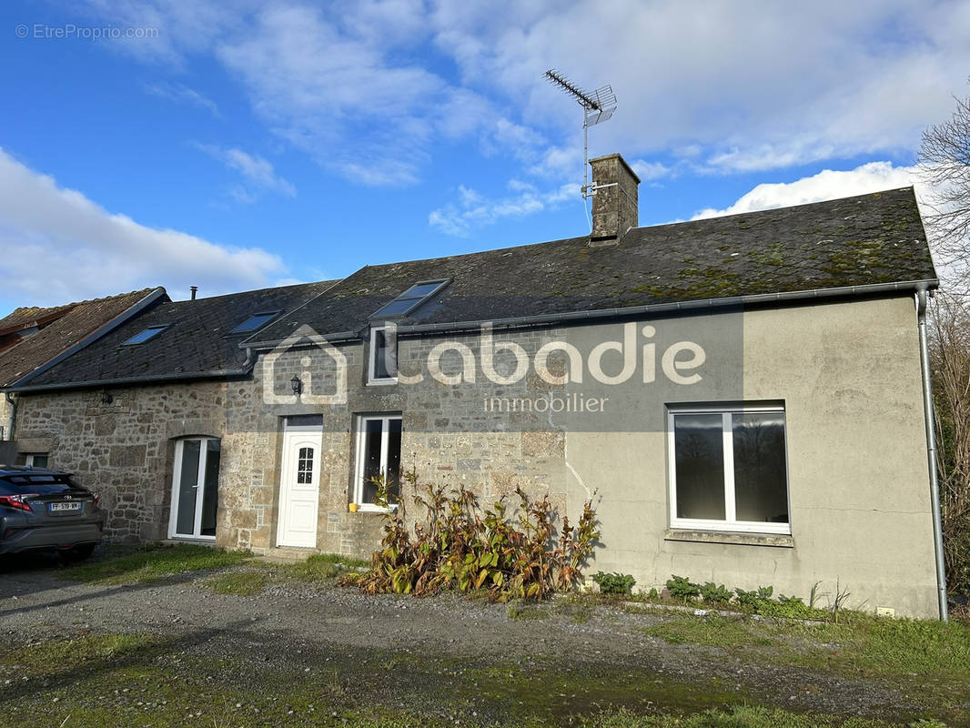 Maison à COULOUVRAY-BOISBENATRE