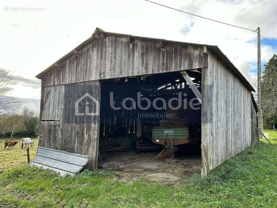 Maison à COULOUVRAY-BOISBENATRE