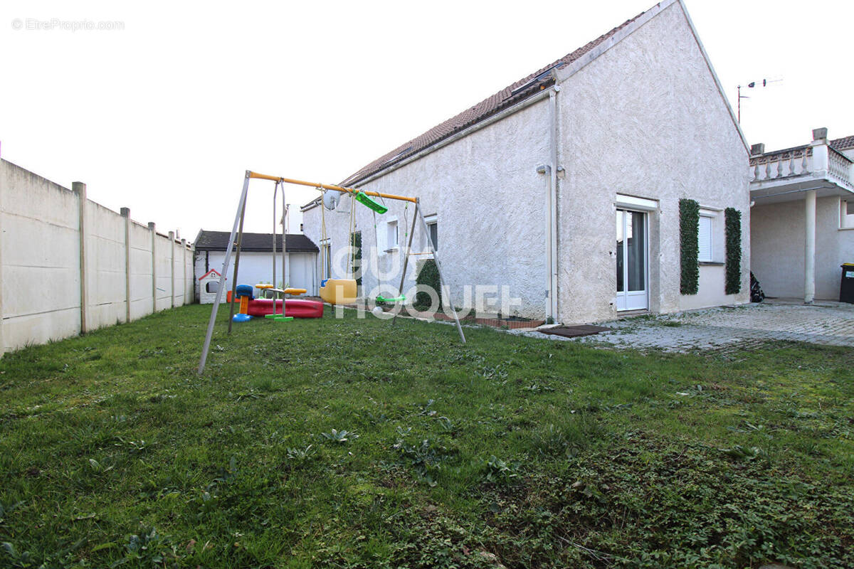 Maison à SOLERS