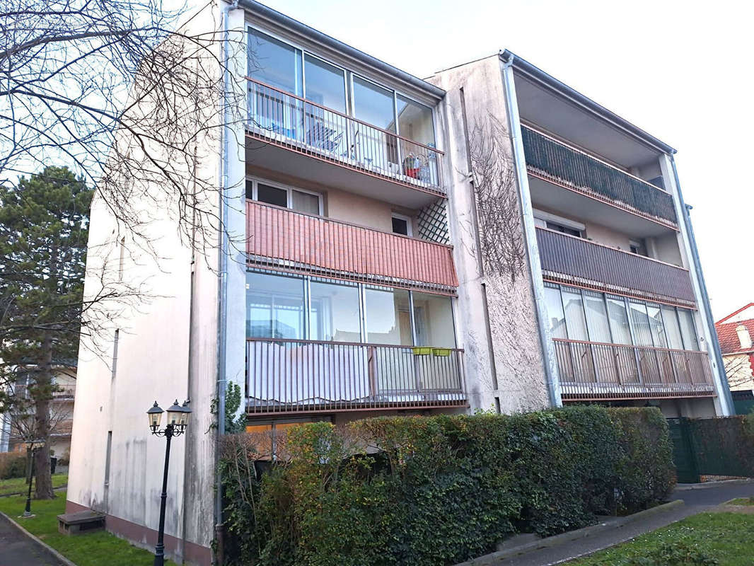 Appartement à PIERREFITTE-SUR-SEINE