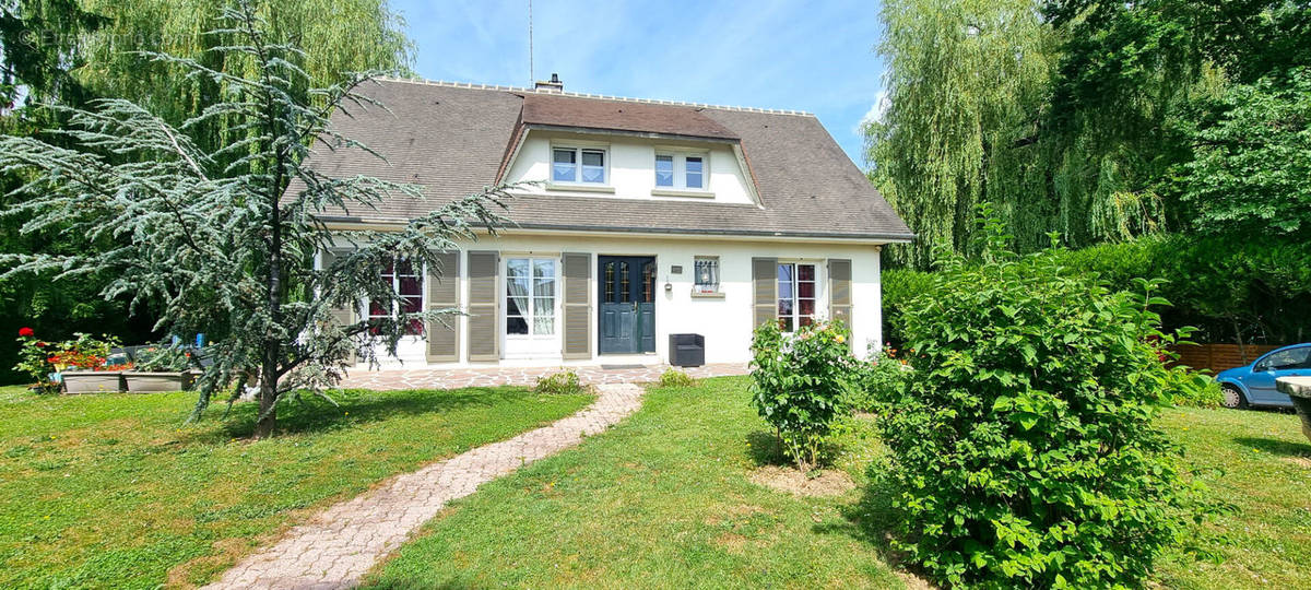 Maison à COMPIEGNE