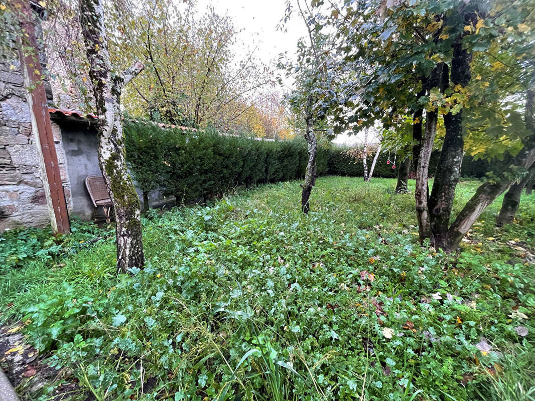 Maison à VAYRES