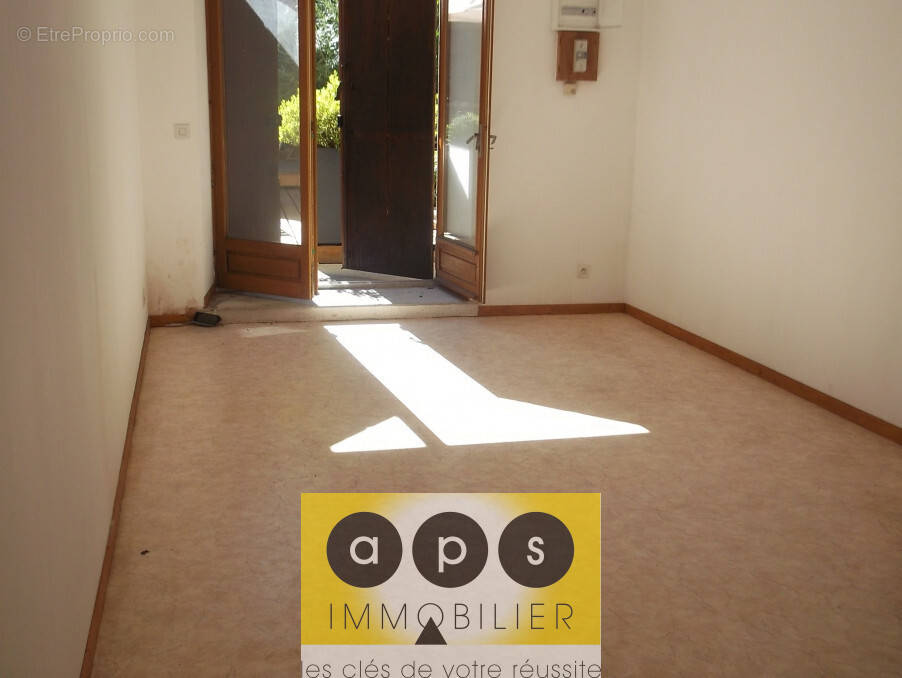 Appartement à SALINS-LES-BAINS