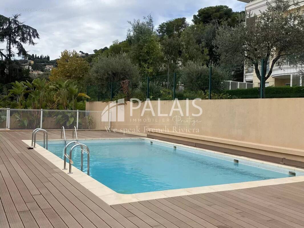 Appartement à ROQUEBRUNE-CAP-MARTIN