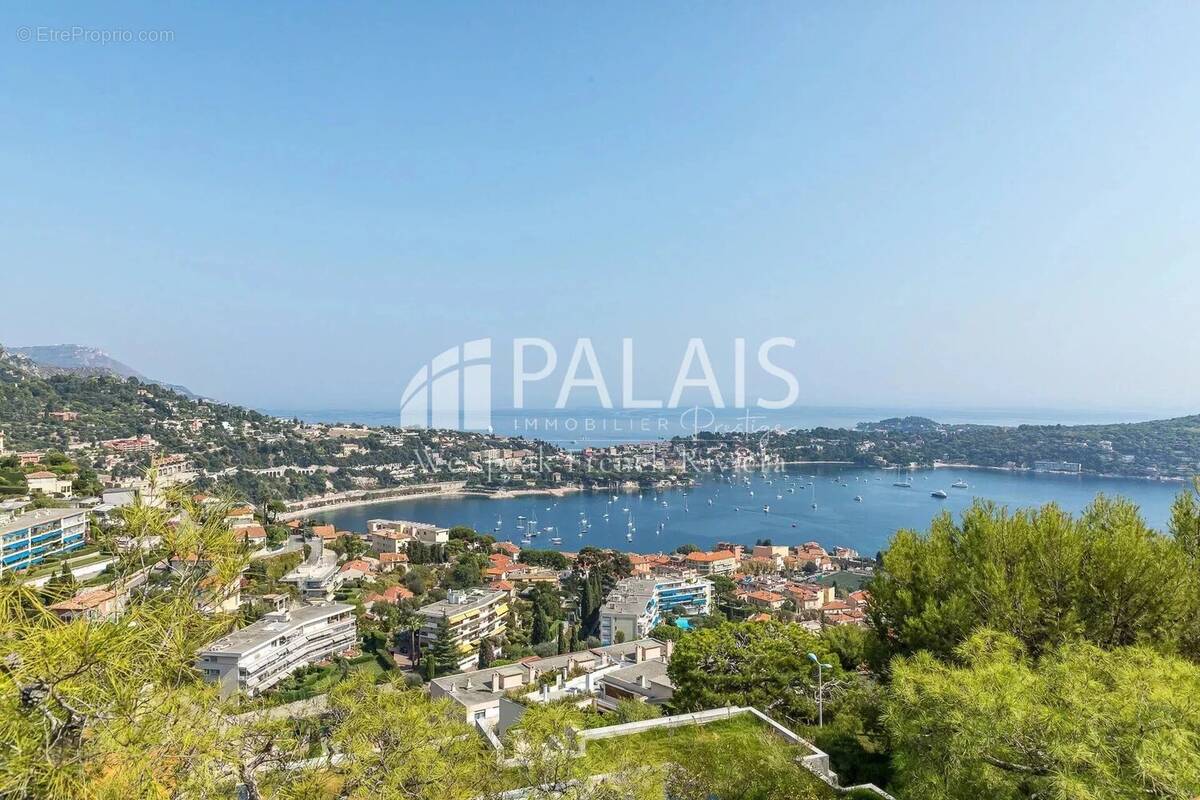 Appartement à VILLEFRANCHE-SUR-MER