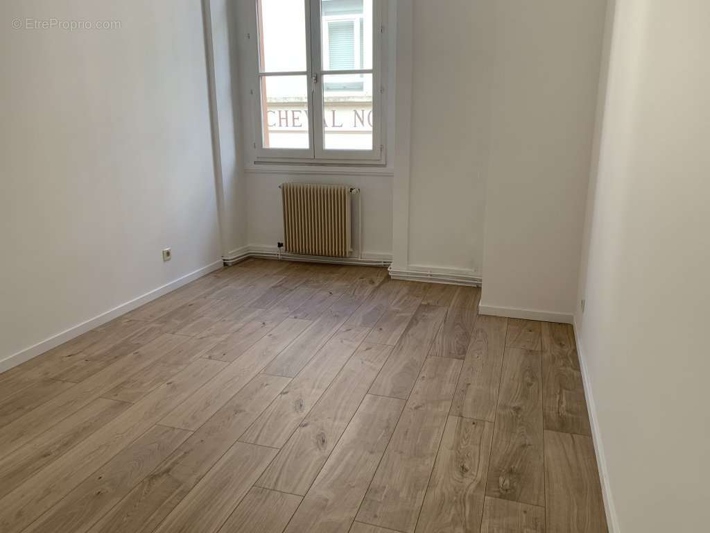 Appartement à SAINT-ETIENNE