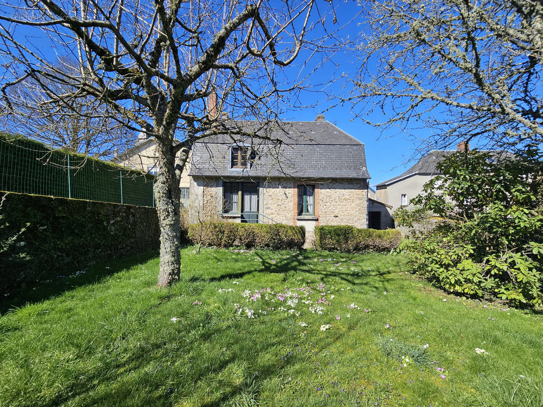 Maison à BENEVENT-L&#039;ABBAYE