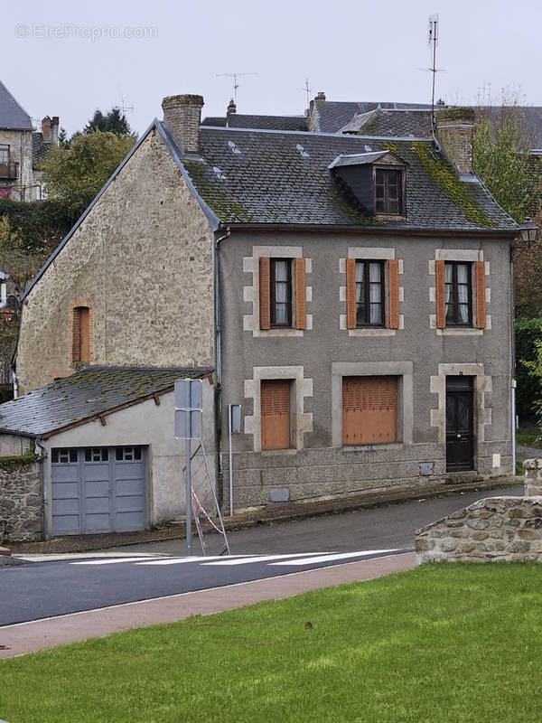 Maison à BENEVENT-L&#039;ABBAYE