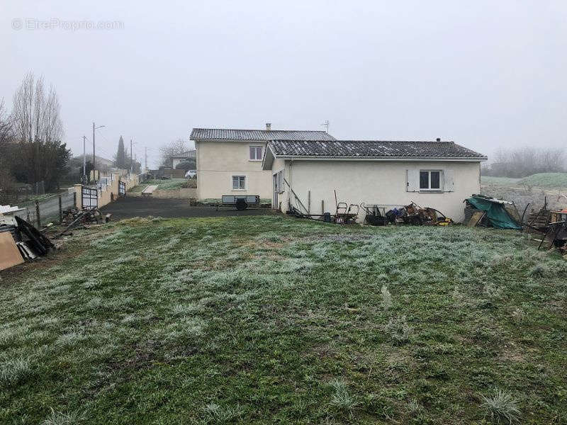 Maison à SAINT-ANDRE-DE-CUBZAC