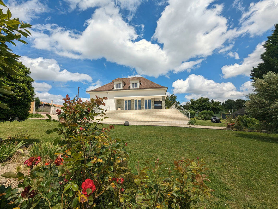 Maison à BEAUMONT