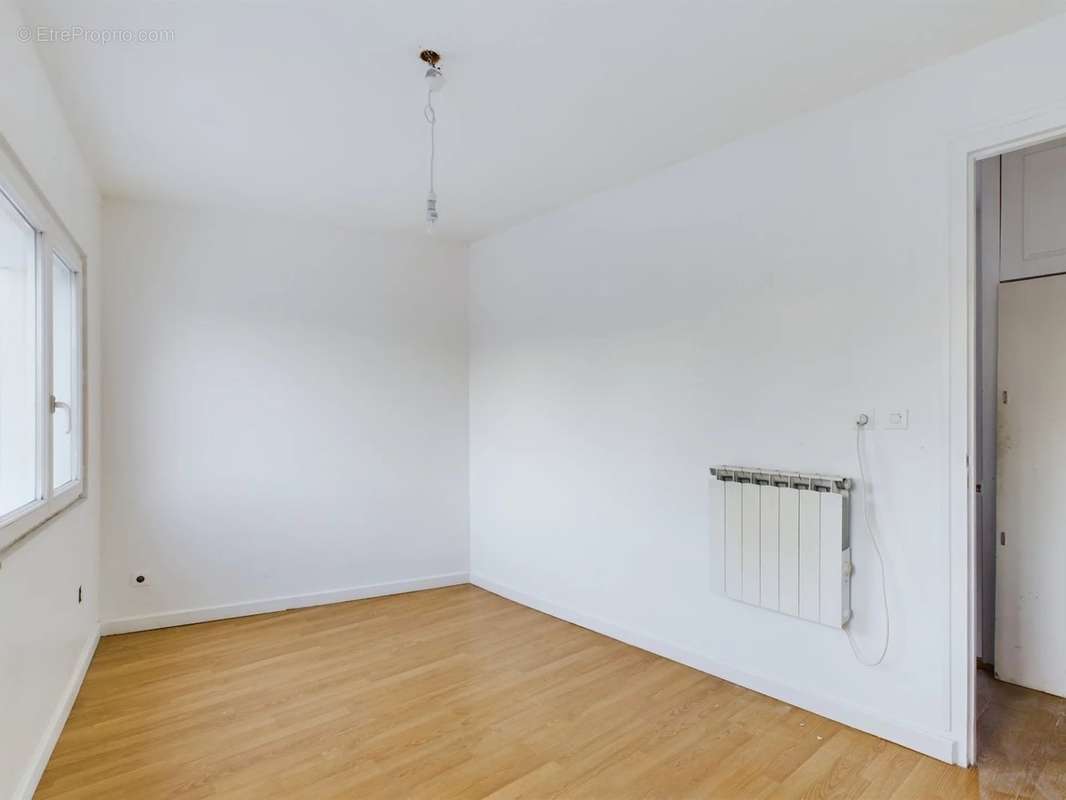 Appartement à ROMILLY-SUR-SEINE