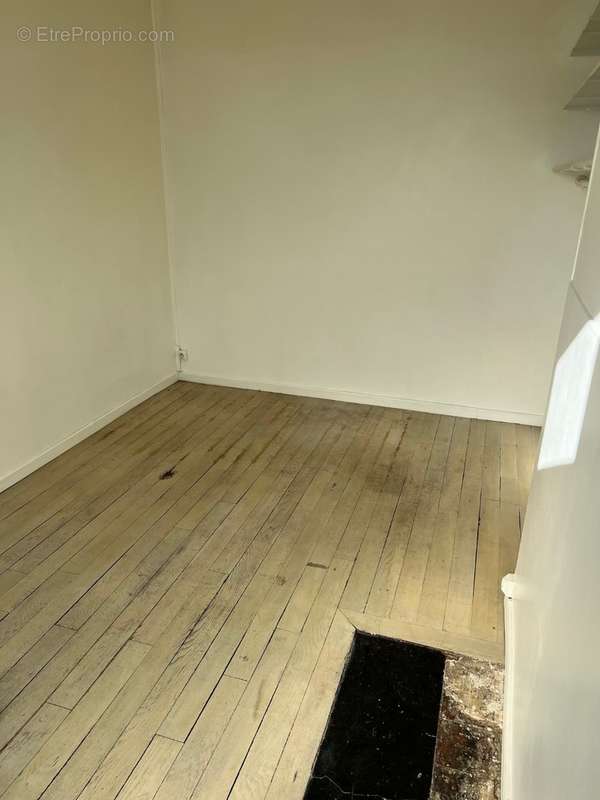 Appartement à PARIS-19E