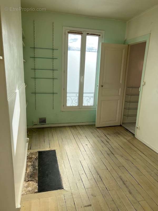 Appartement à PARIS-19E