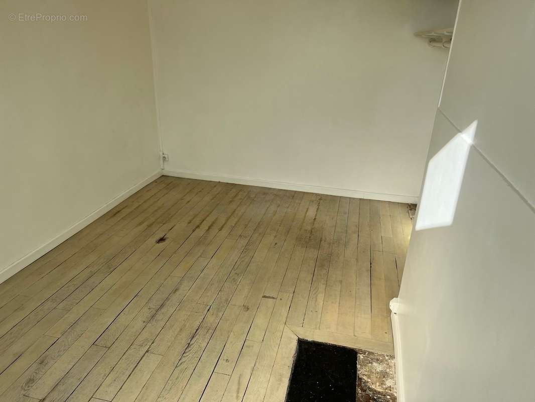 Appartement à PARIS-19E