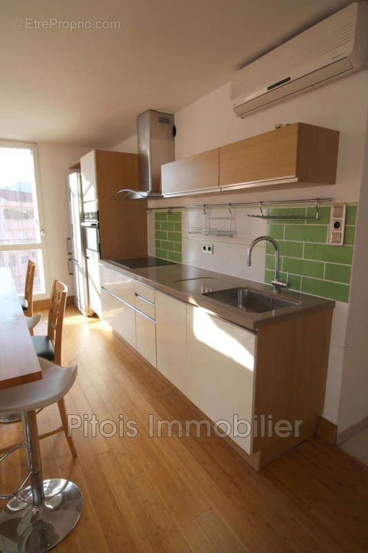 Appartement à VALLAURIS