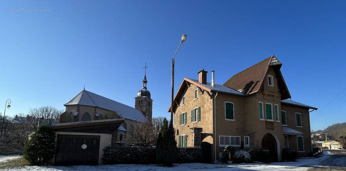 Maison à DOCELLES