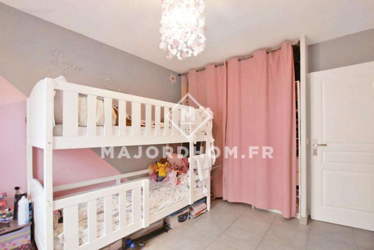 Appartement à MARSEILLE-11E