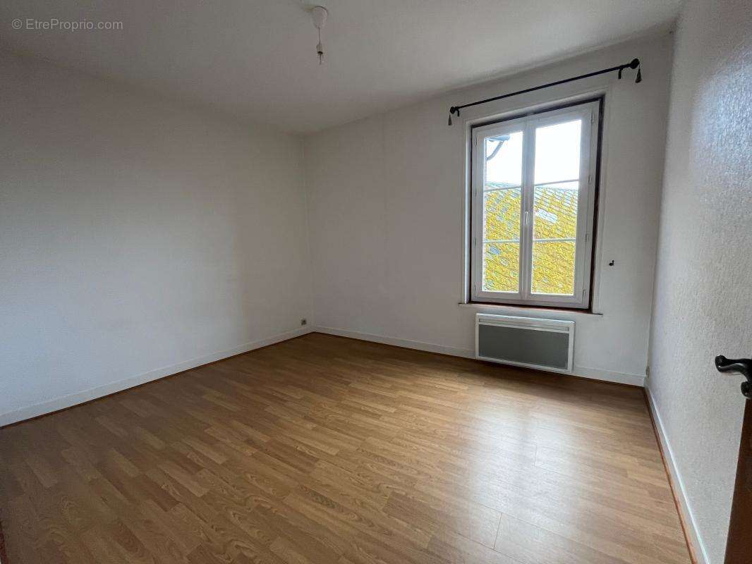 Appartement à BRETEUIL