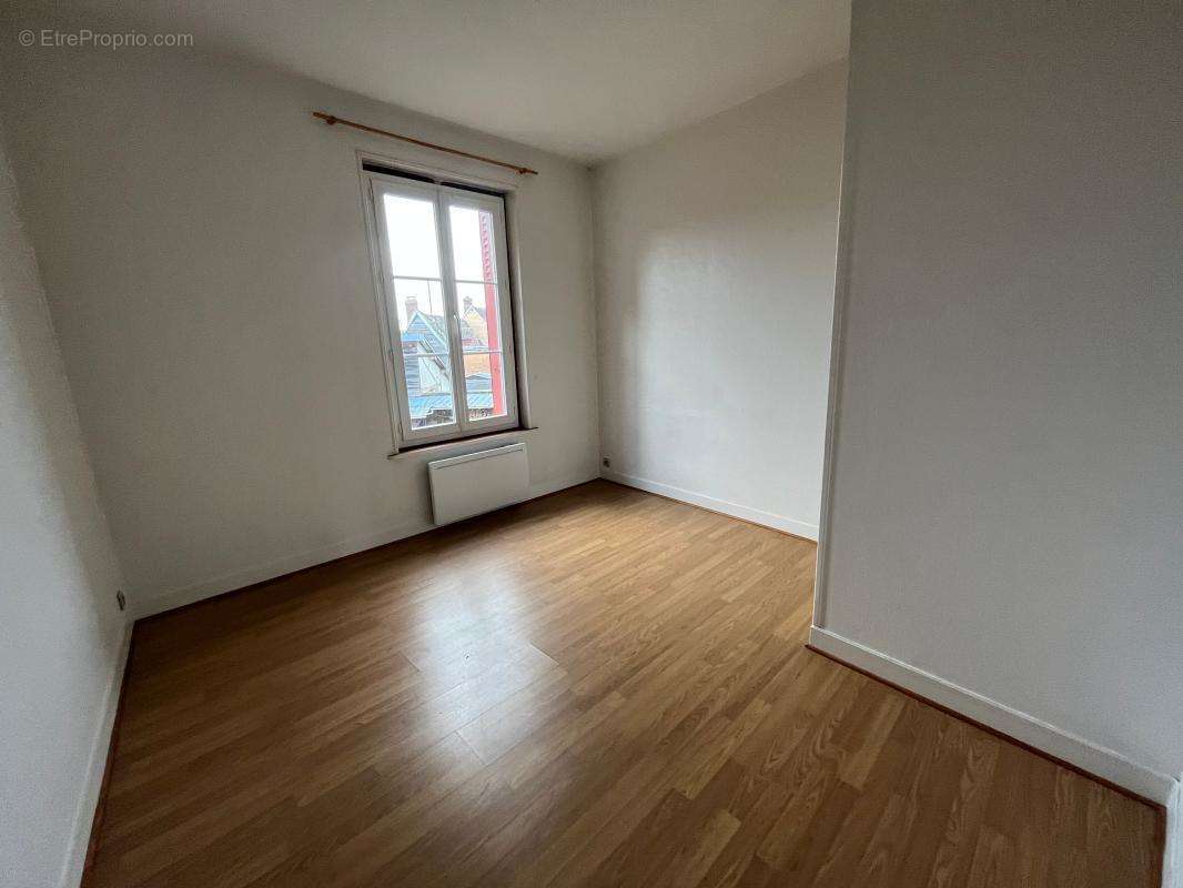 Appartement à BRETEUIL