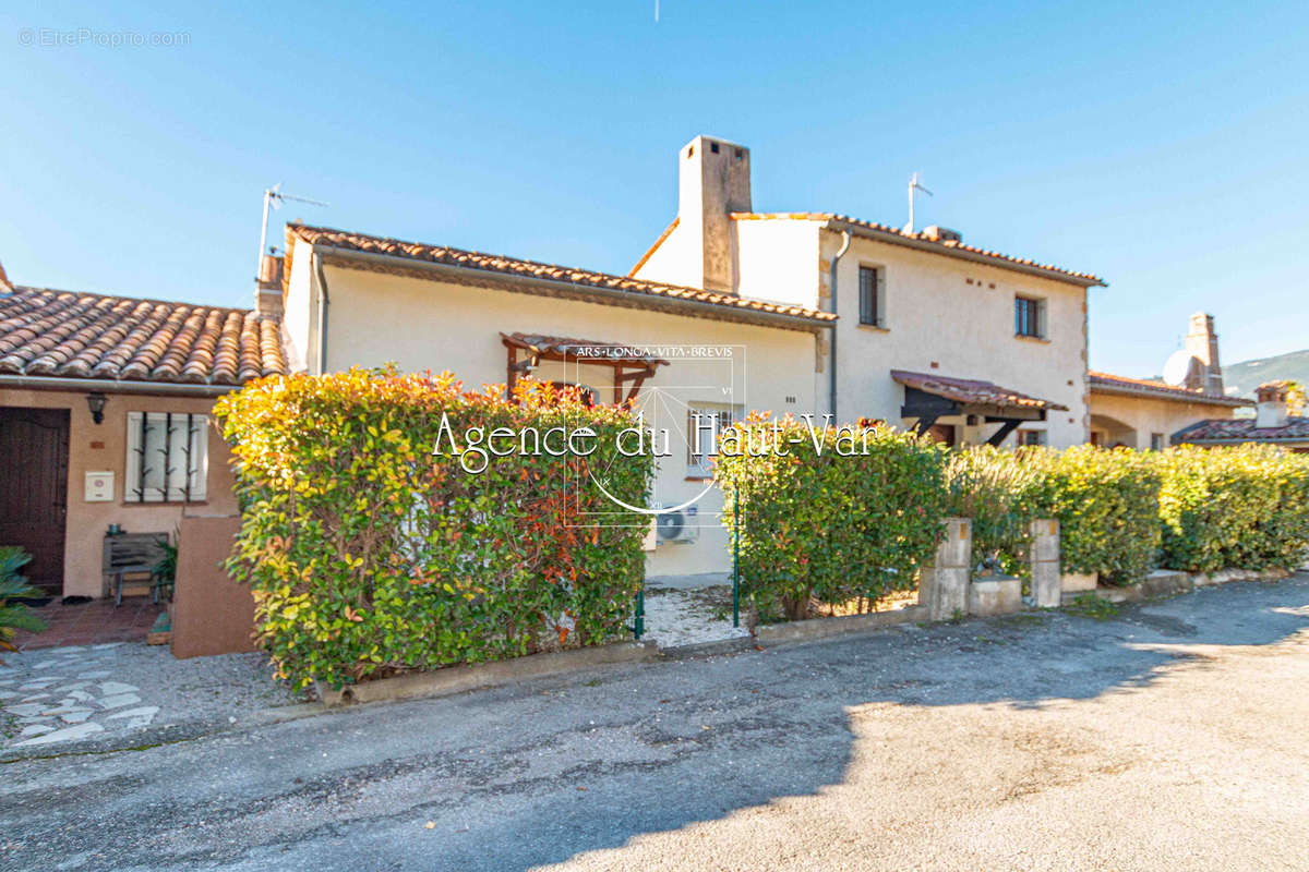 Maison à FAYENCE