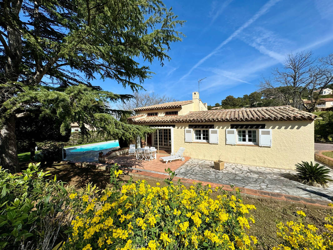 Maison à SIX-FOURS-LES-PLAGES