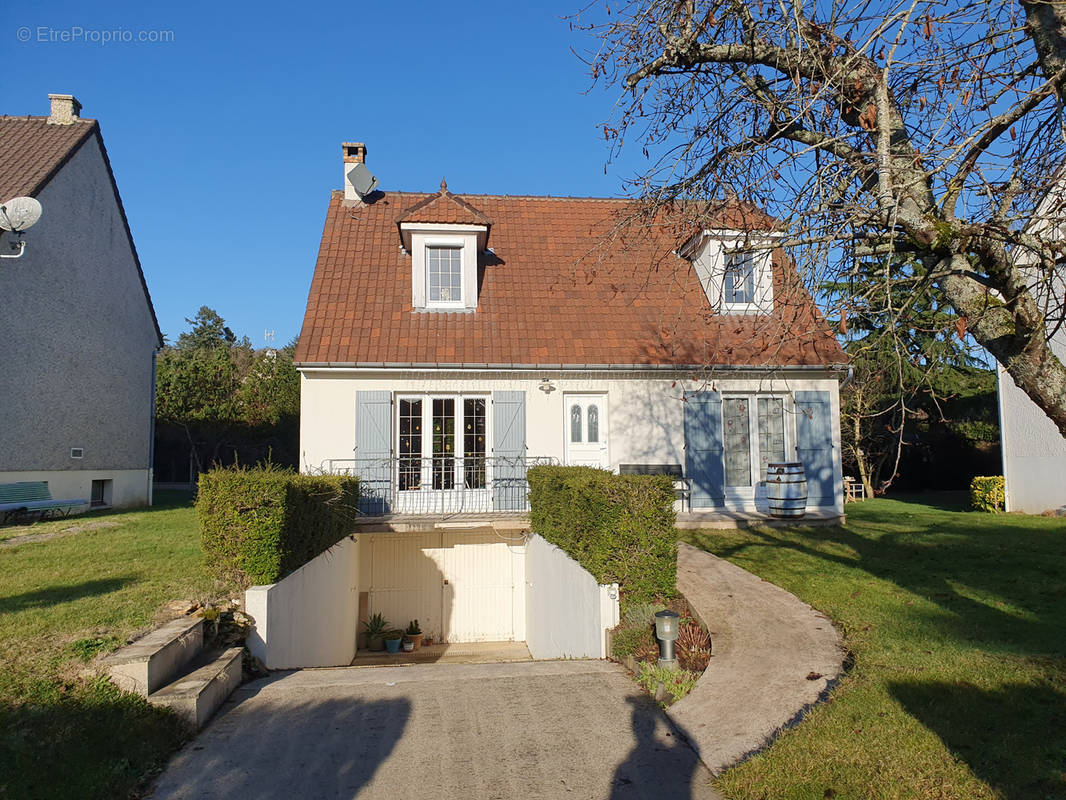 Maison à DOURDAN