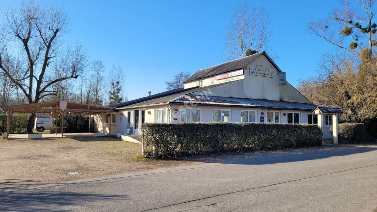 Commerce à SAINT-GERVAIS-LA-FORET