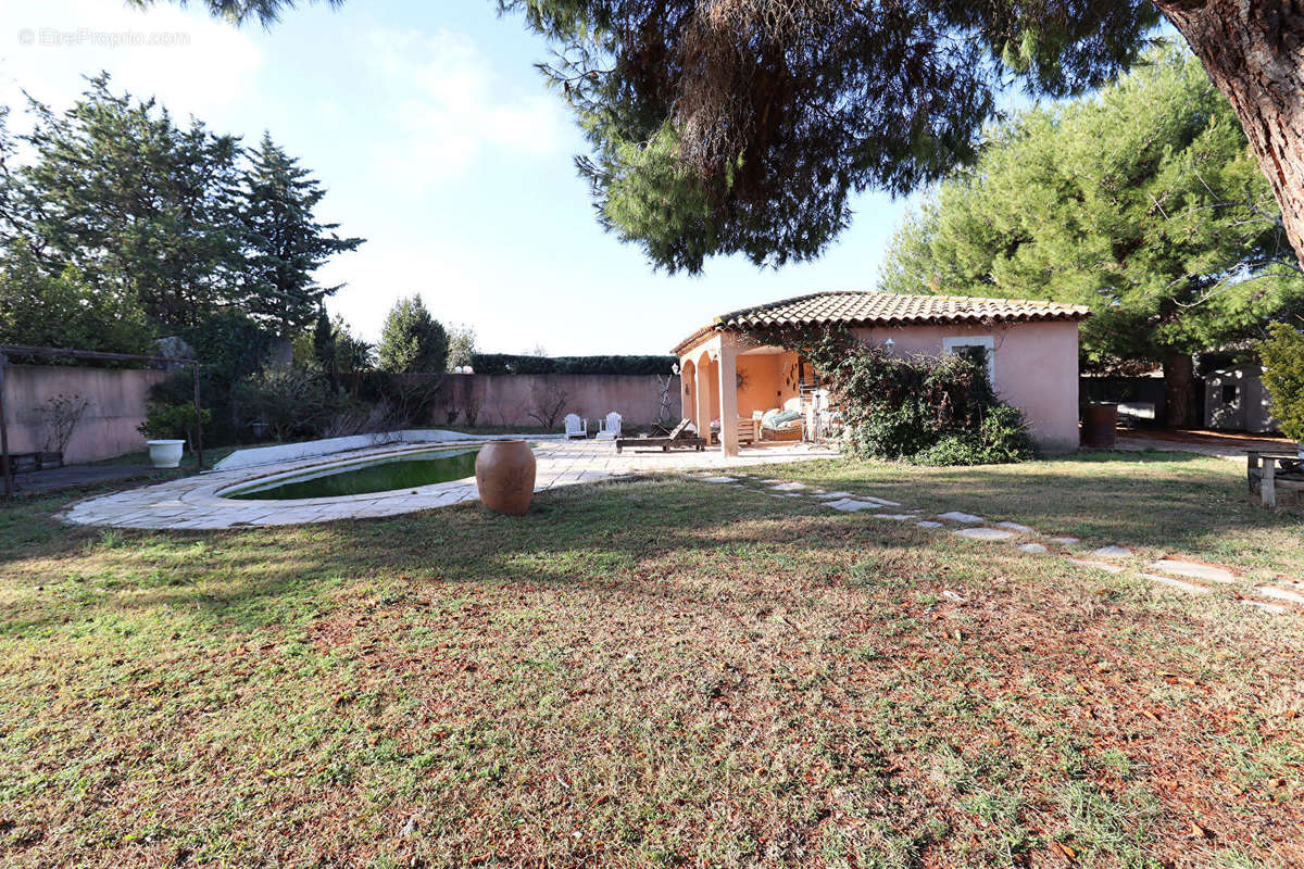 Maison à MARIGNANE