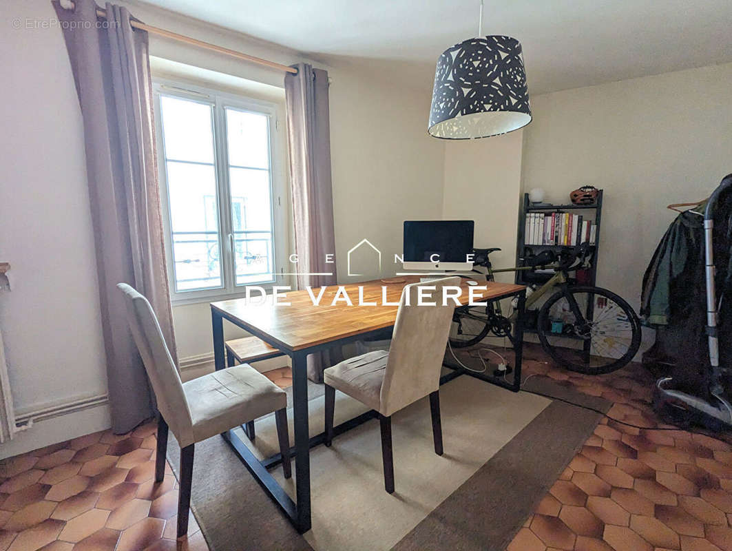 Appartement à RUEIL-MALMAISON