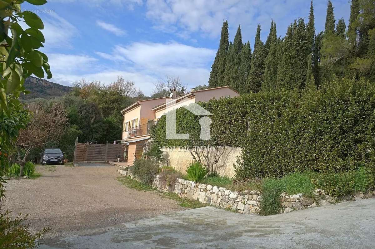 Maison à LE BAR-SUR-LOUP