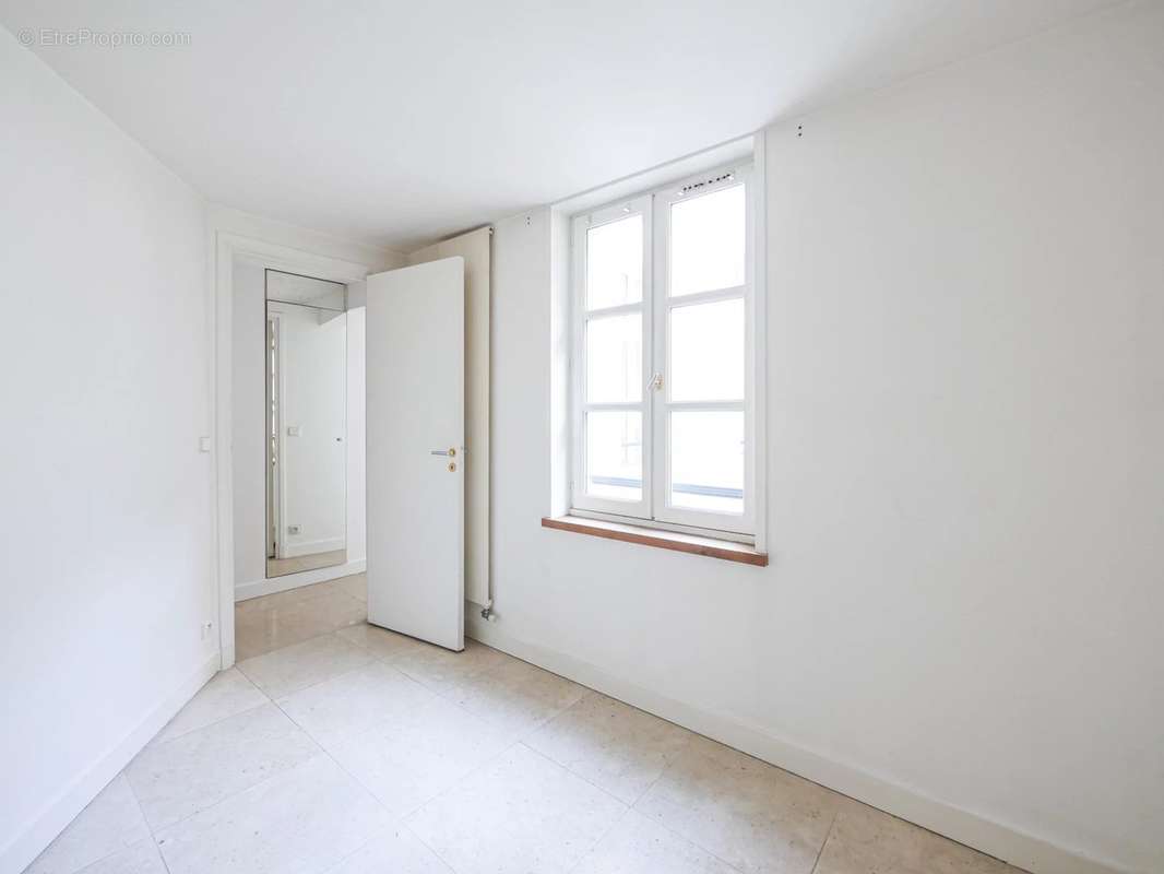 Appartement à PARIS-5E