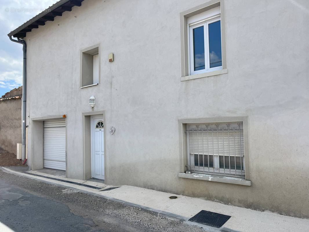 Maison à VAUX-EN-BEAUJOLAIS