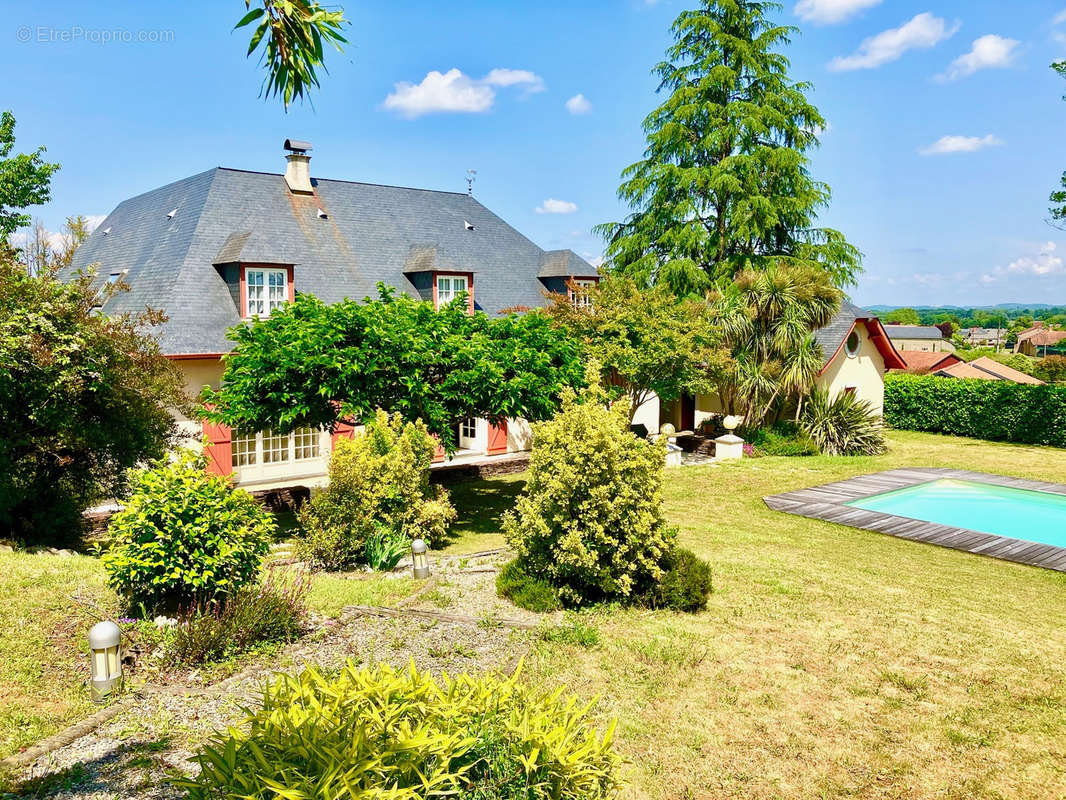 Maison à TARBES