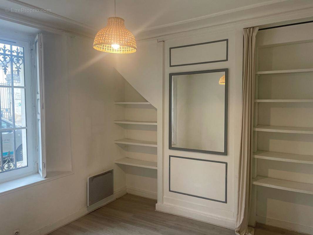 Appartement à VERSAILLES