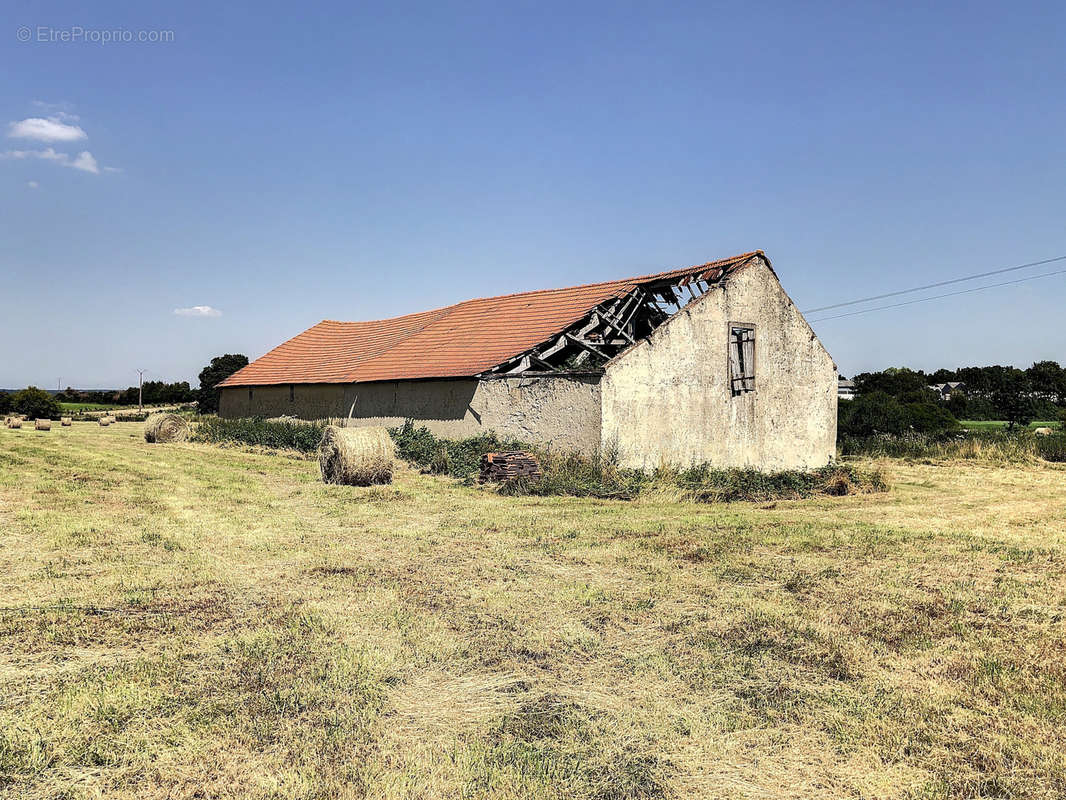 Maison à LA LOUPE