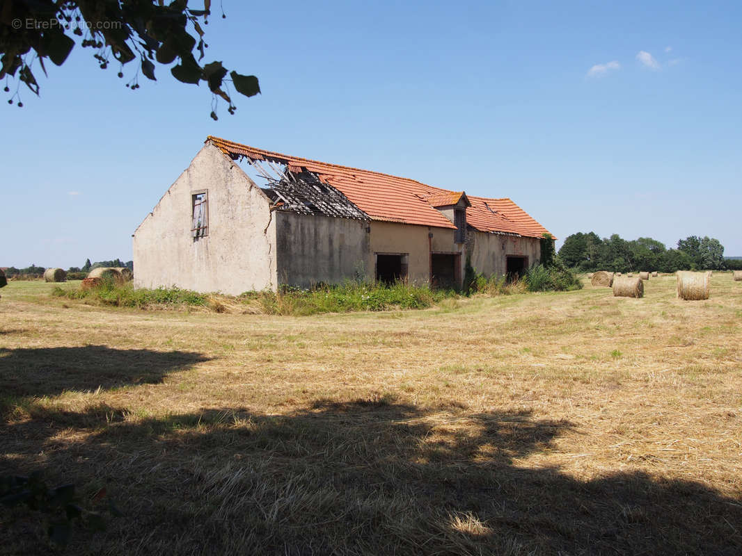 Maison à LA LOUPE