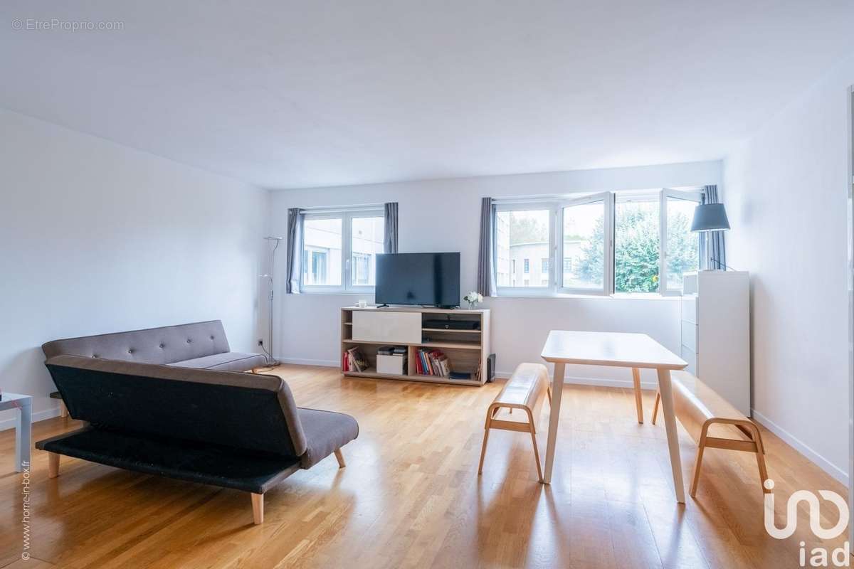 Photo 2 - Appartement à MONTROUGE