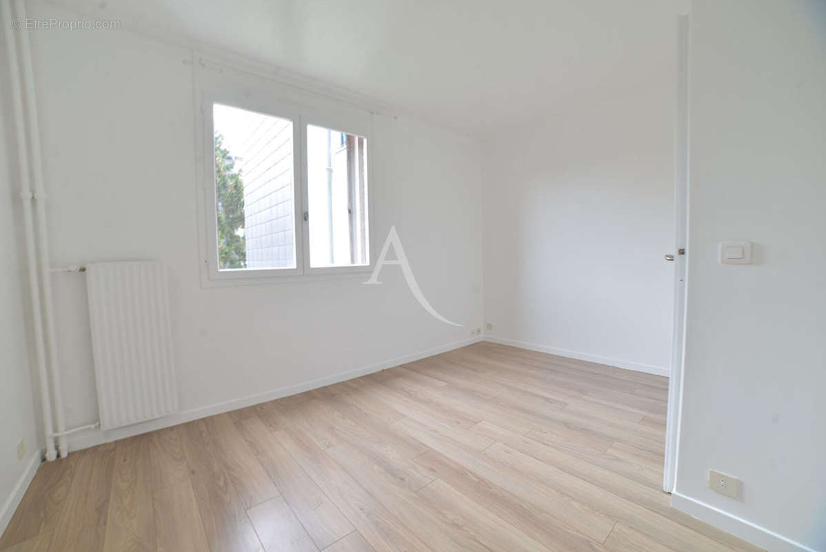 Appartement à FONTENAY-SOUS-BOIS