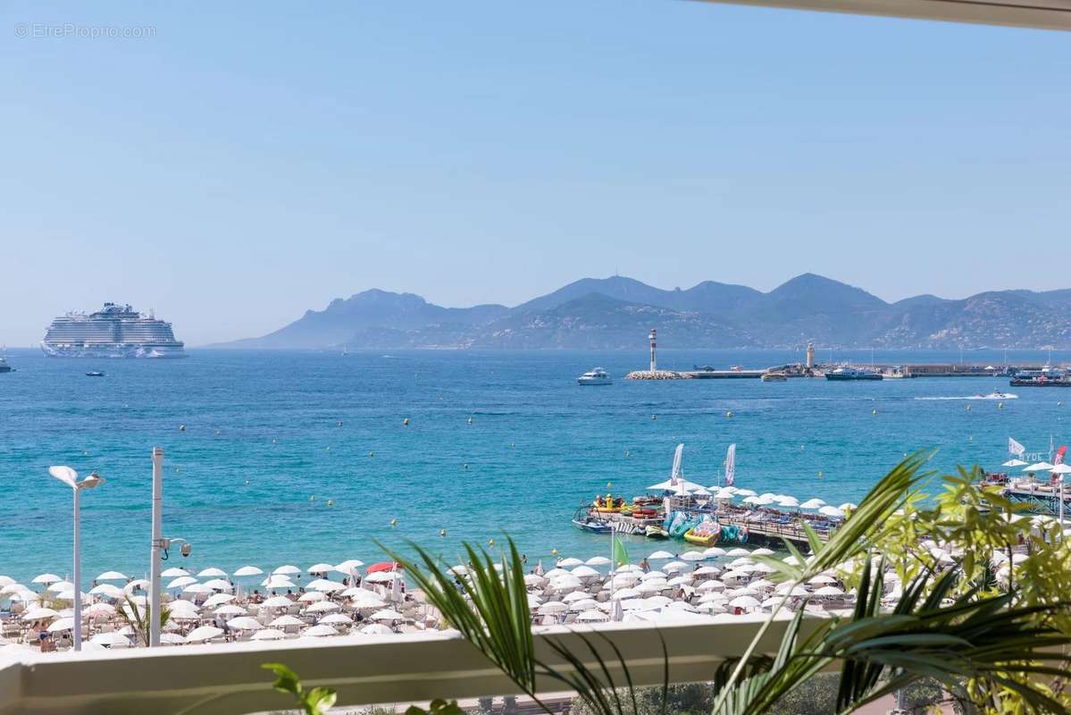 Appartement à CANNES