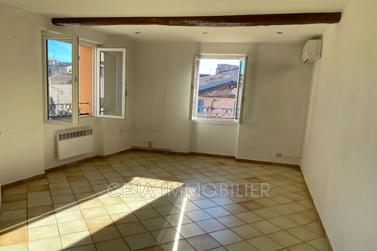 Appartement à DRAGUIGNAN