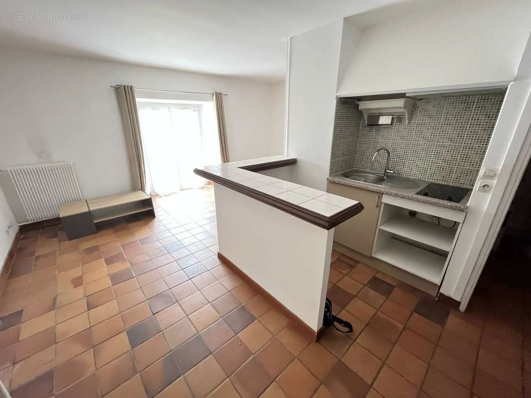 Appartement à SAINT-ARNOULT-EN-YVELINES