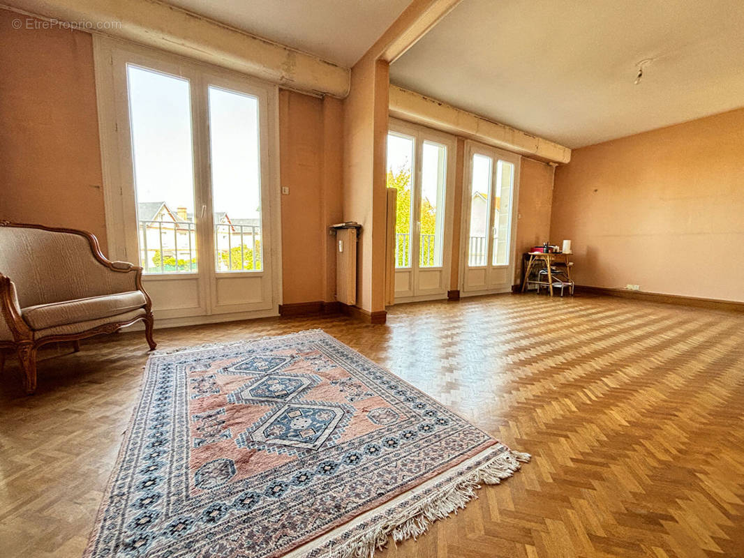 Appartement à COMPIEGNE