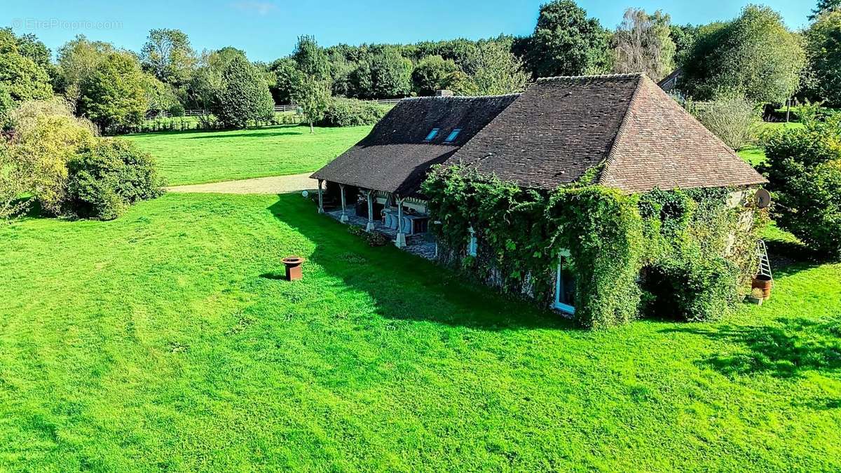 Maison à SAINT-GEORGES-EN-AUGE