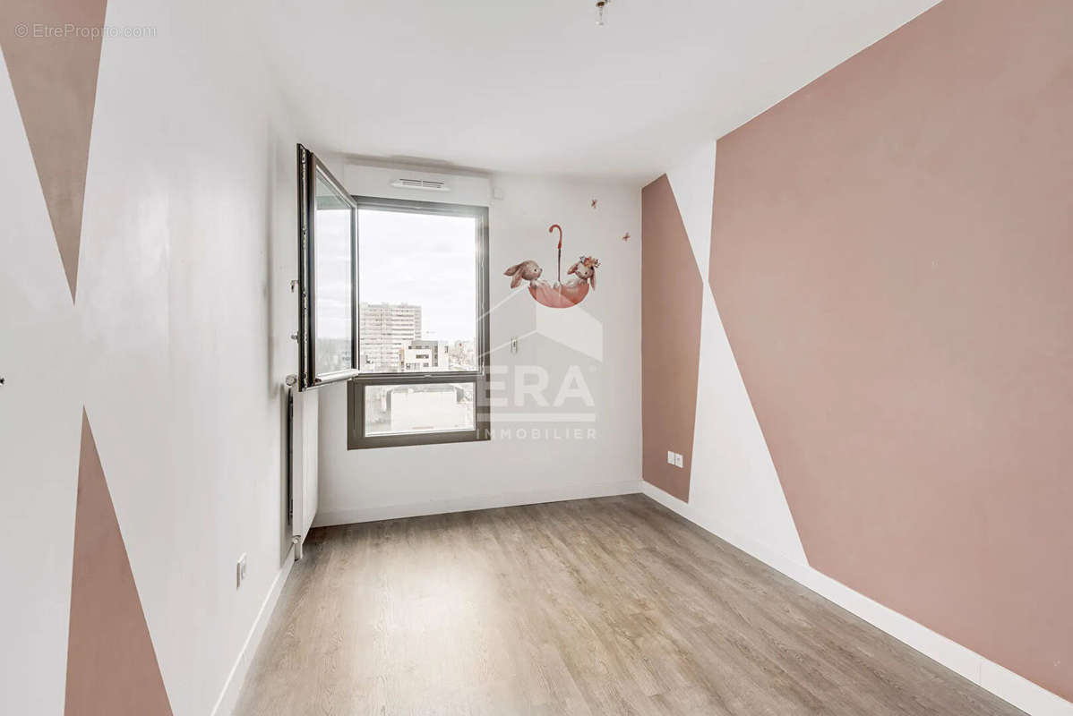 Appartement à IVRY-SUR-SEINE