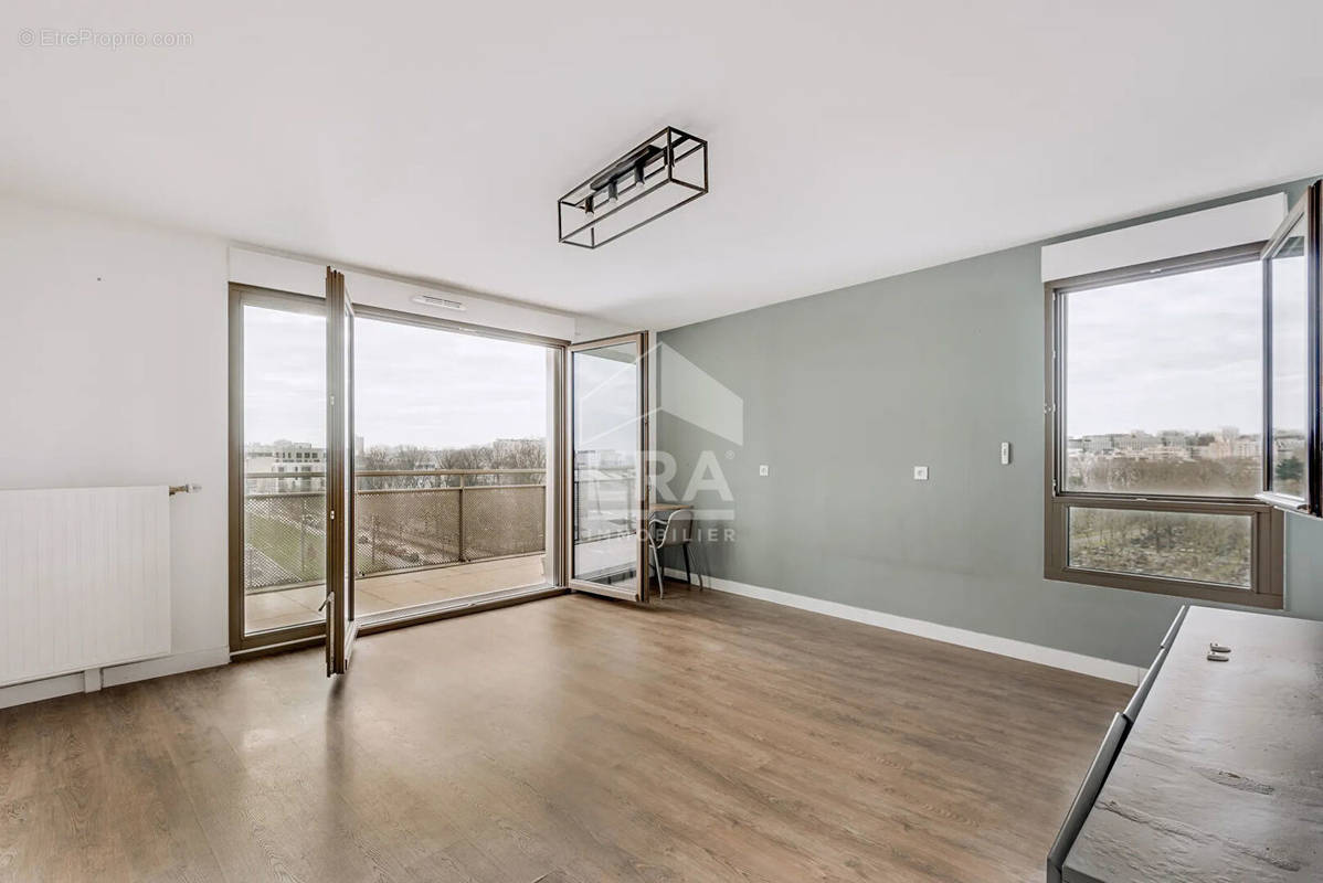 Appartement à IVRY-SUR-SEINE