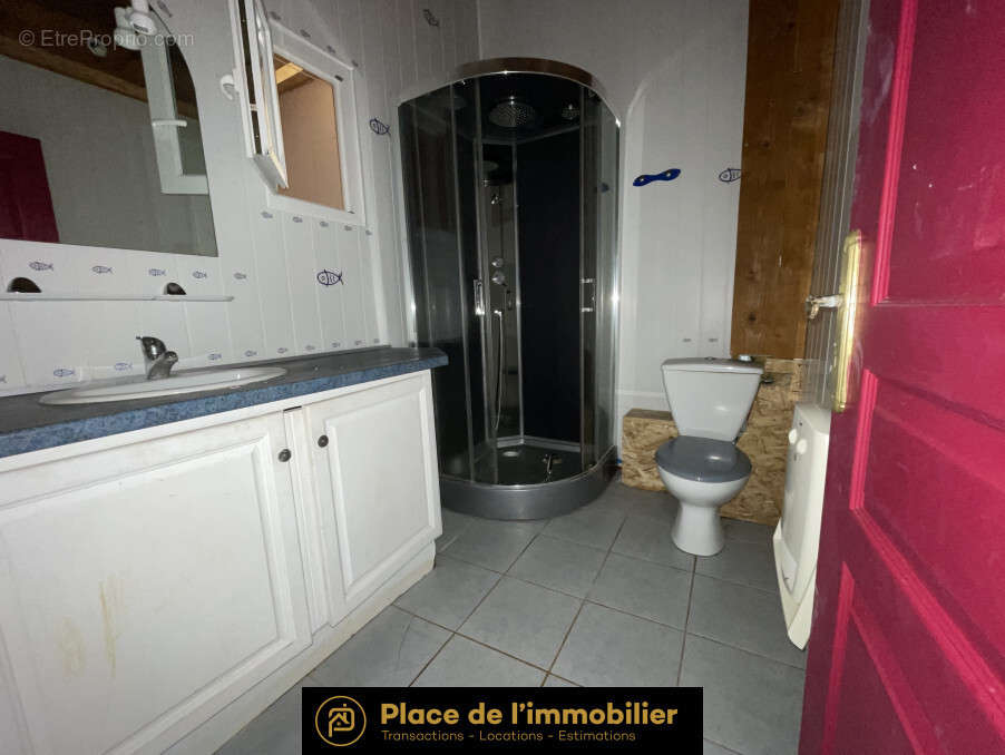 Appartement à ROBIAC-ROCHESSADOULE