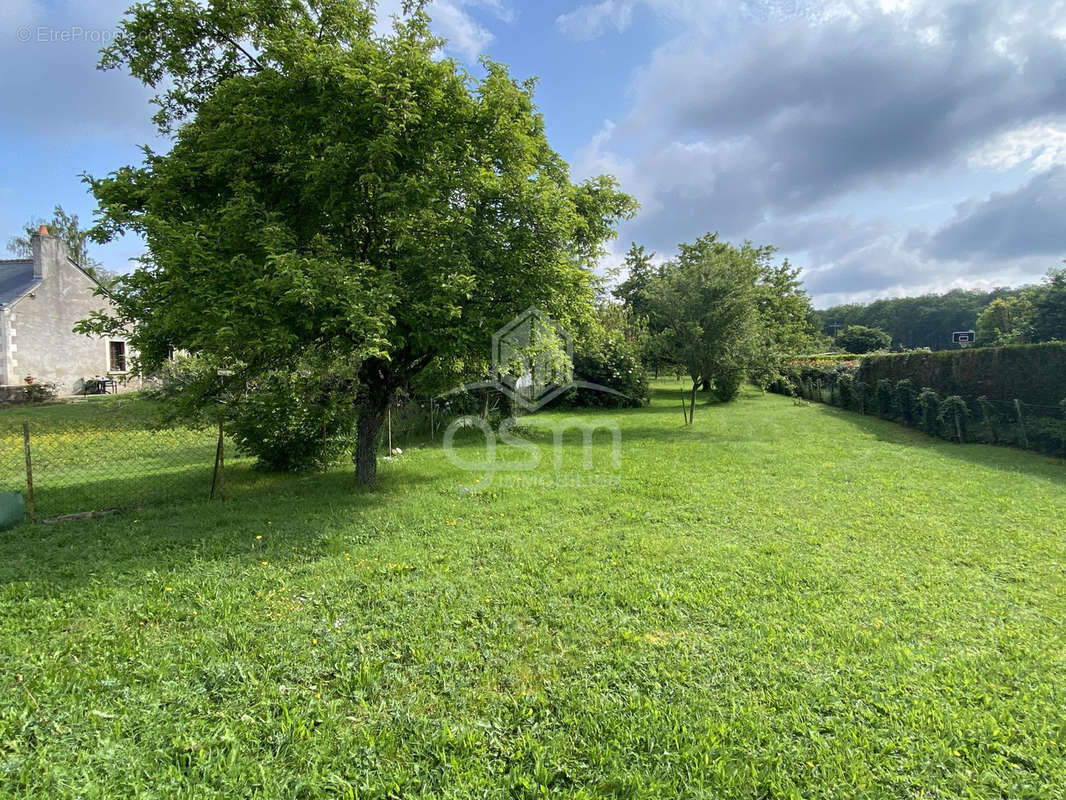 Terrain à ESVRES