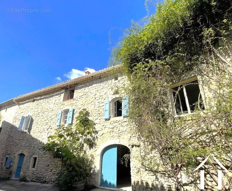 Maison à FONS-SUR-LUSSAN