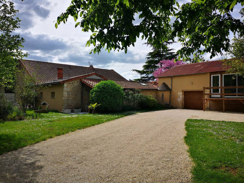 Maison à POITIERS