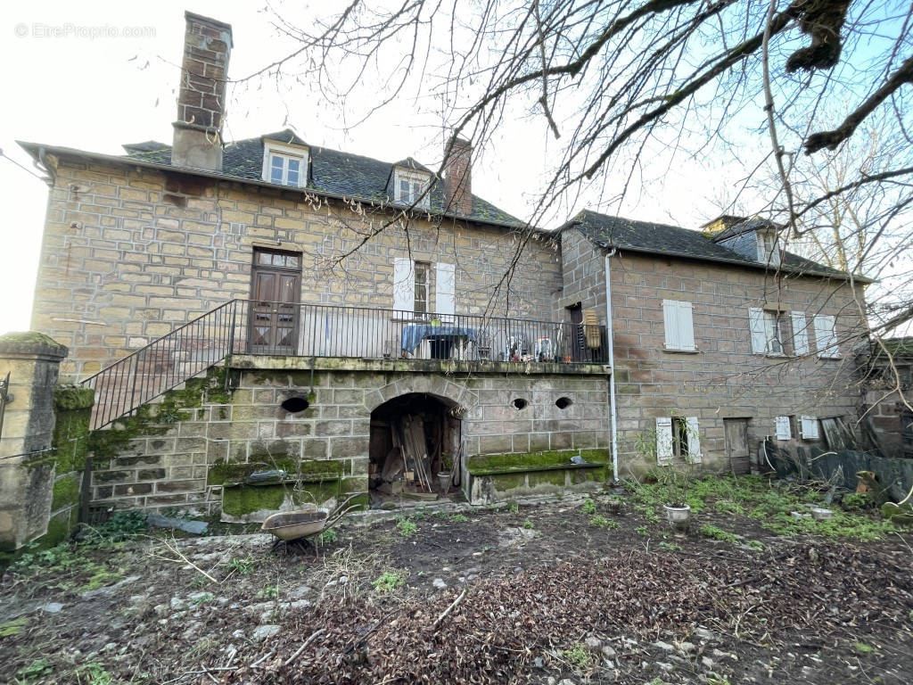 Maison à SAINT-AULAIRE